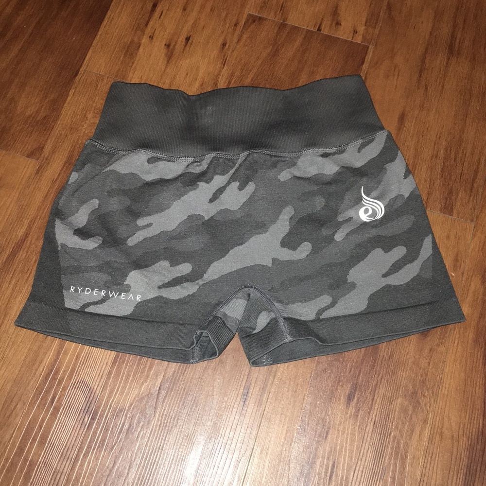 Ryderwear Camo Seamless Booty Shorts